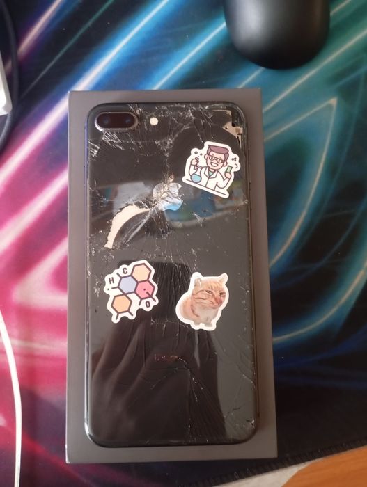 Iphone 8+ в среднем состоянием