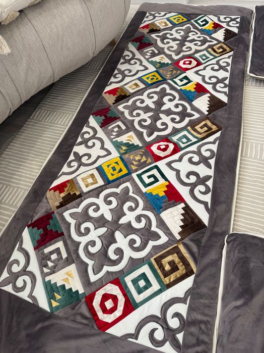 Буу корпешки, 4шт и 2 подушки в комплекте