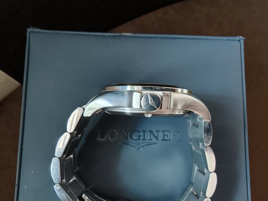 Longines Conquest V.H.P 43mm.- перфектен