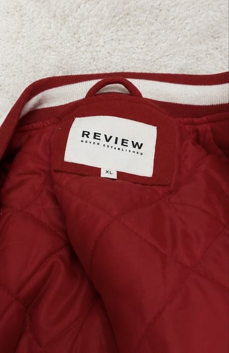 Review Varsity Jacket