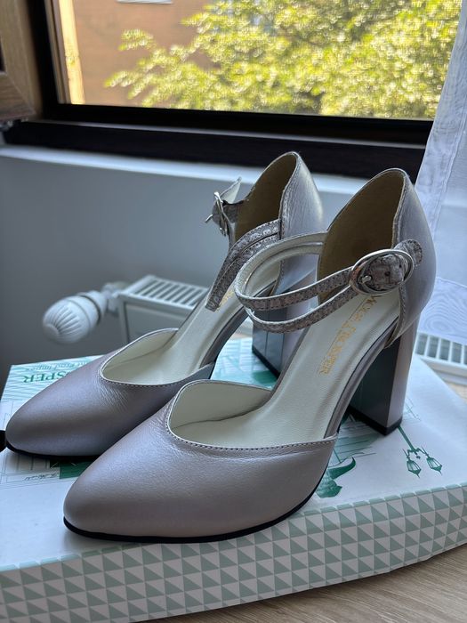 Pantofi piele noi gri - roz - mov mărimea 35