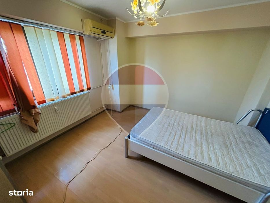 Apartament 4 camere Rovine