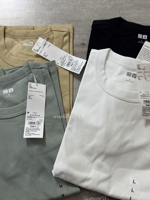 Женские футболки Uniqlo