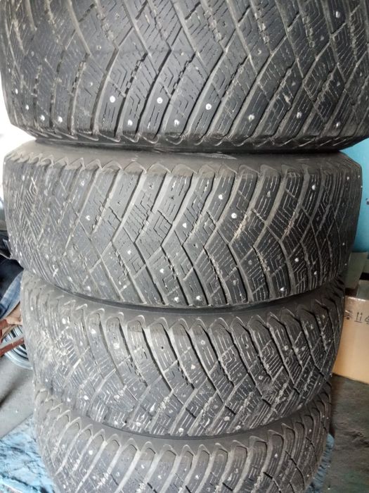 Продам зимние шины