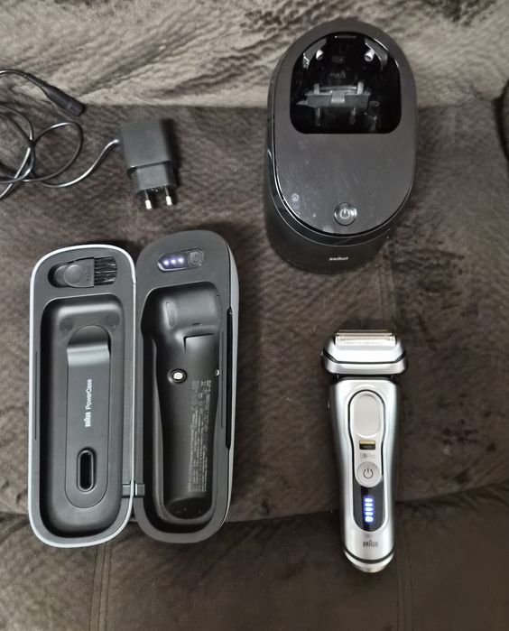 Masina barbierit Braun Series 9 5796