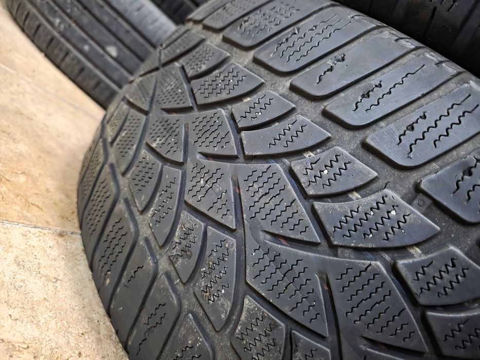 2бр Зимни гуми 265 40 20 - Dunlop -
