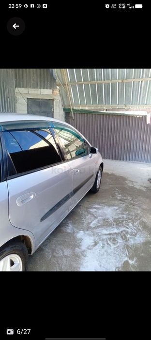 Honda stream 2001