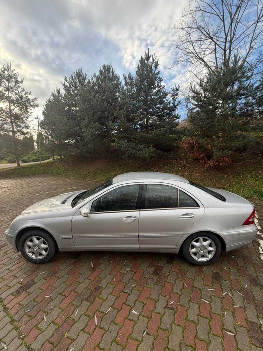 Vând Mercedes Kompressor