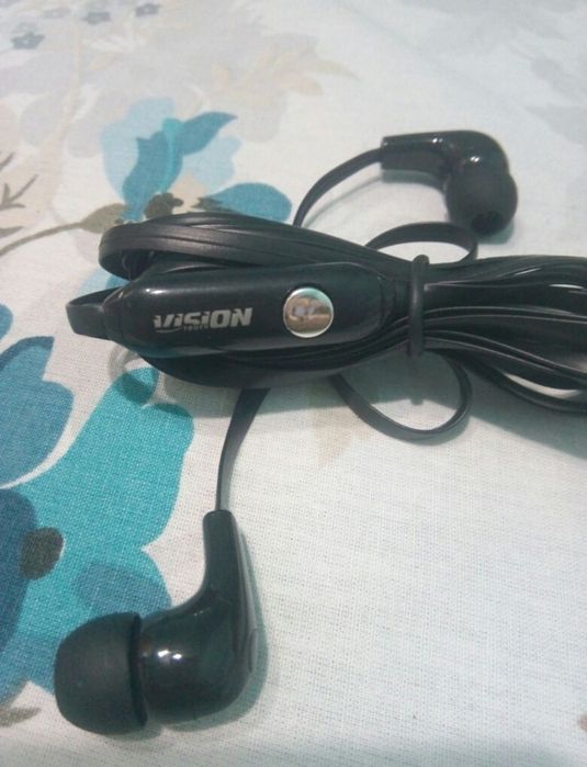 Căști cu fir buton oprire/pornire VISION, noi
