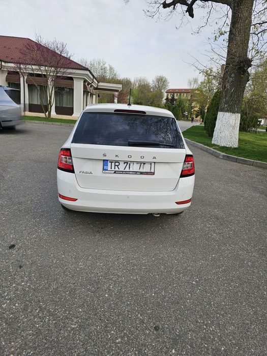 SKODA Fabia 2021 — imagine 3