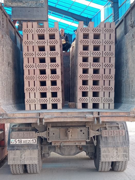 Кирпич полтора  с доставкой 65тг сарыагаш