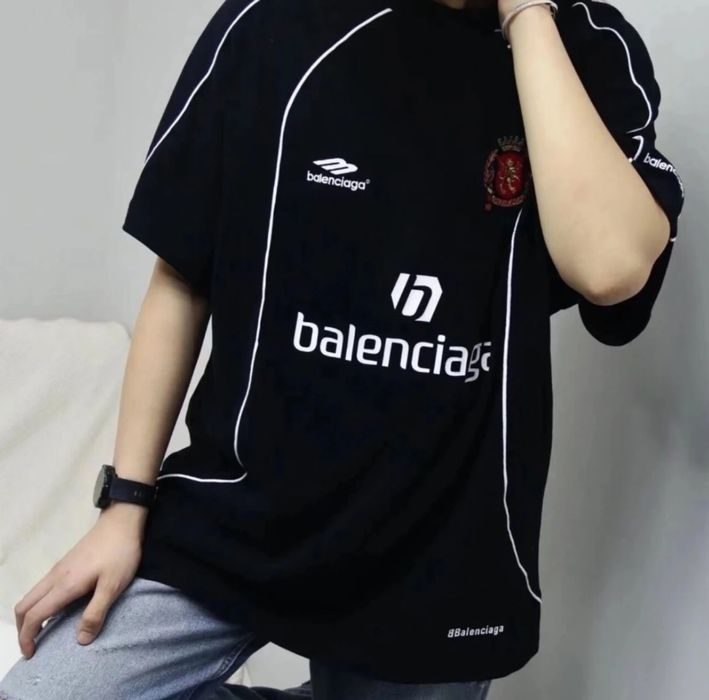 Футболка balenciaga с пиндодо