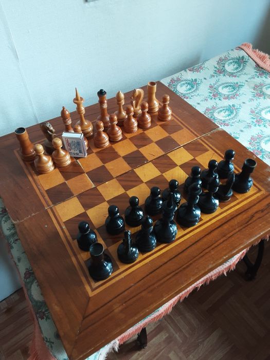 Шахматы с доской