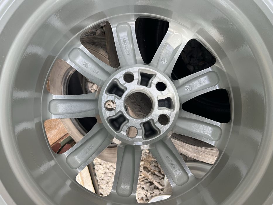 Продается диск на Lexus р 18