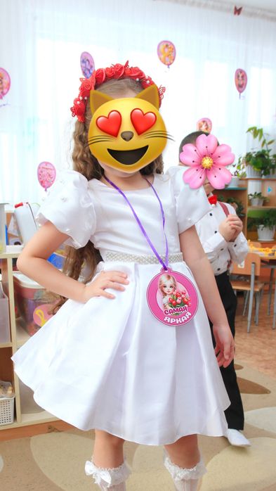 Продам шикарное платье