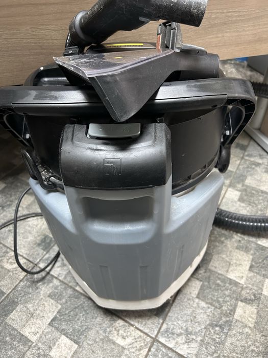 Прахосмукачка Karcher