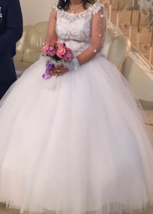 Свадебное платье