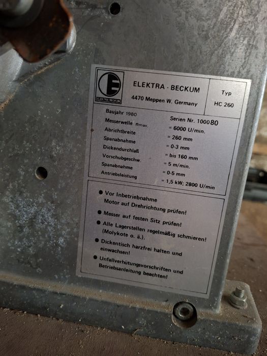 Vând abric plus circular