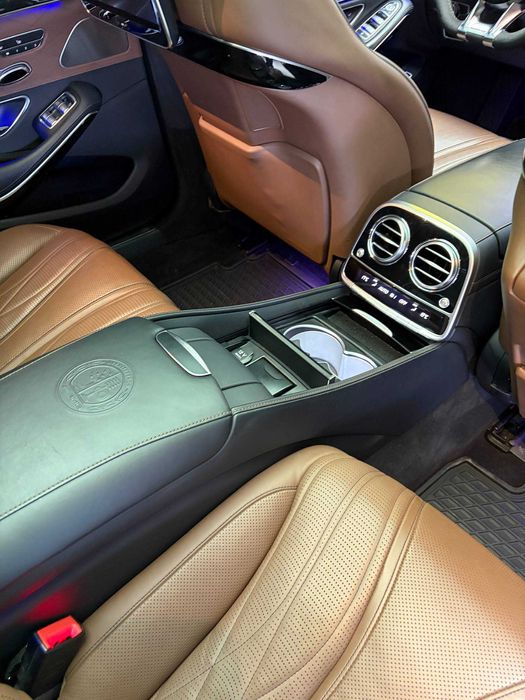 Mercedes Benz W222 S560