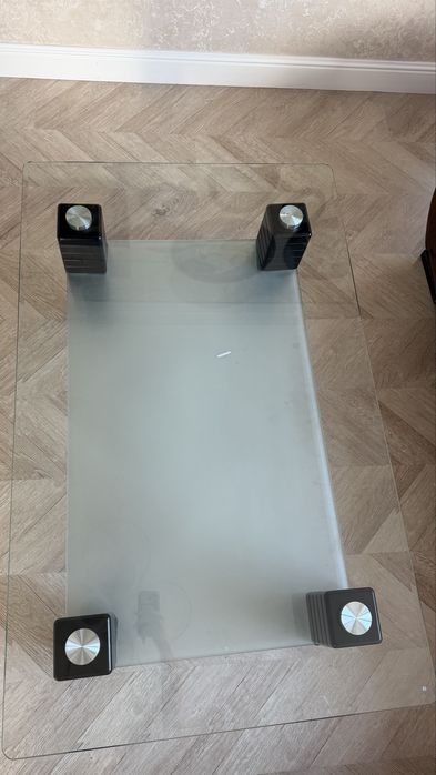 Стълена холна маса