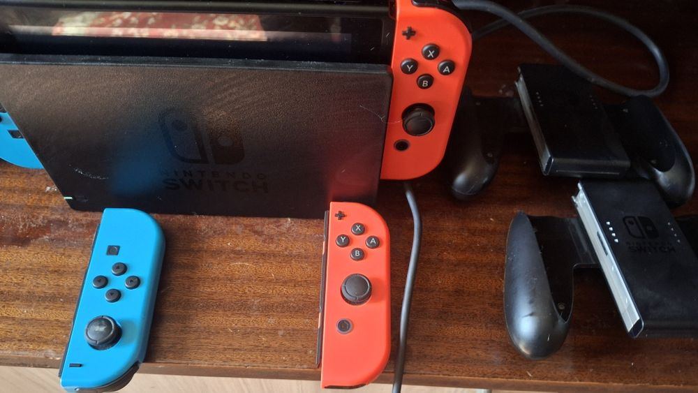 Nentendo switch  1