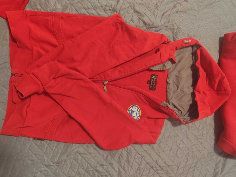 Униформа за момиче 4ОУ  ,,Джон Атанасов"