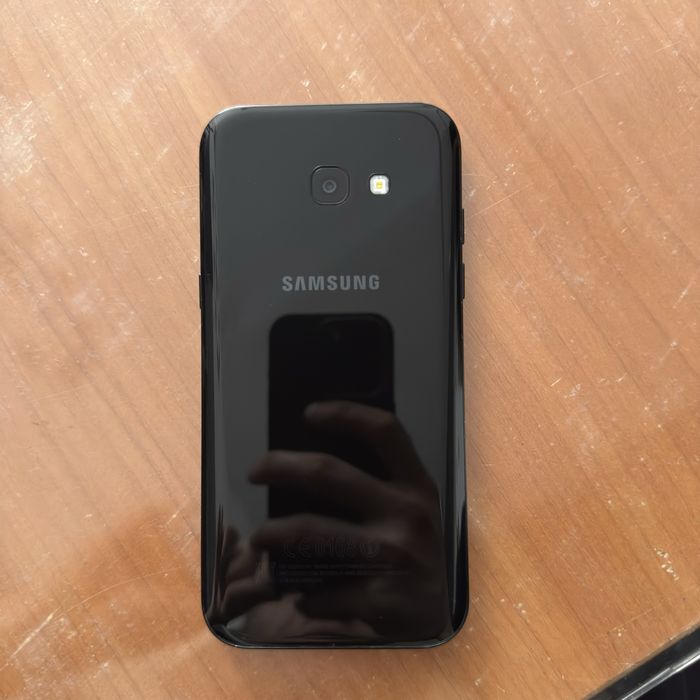 Продам Samsung A5 2017