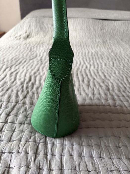 Продам женскую сумку через плечо Longcham