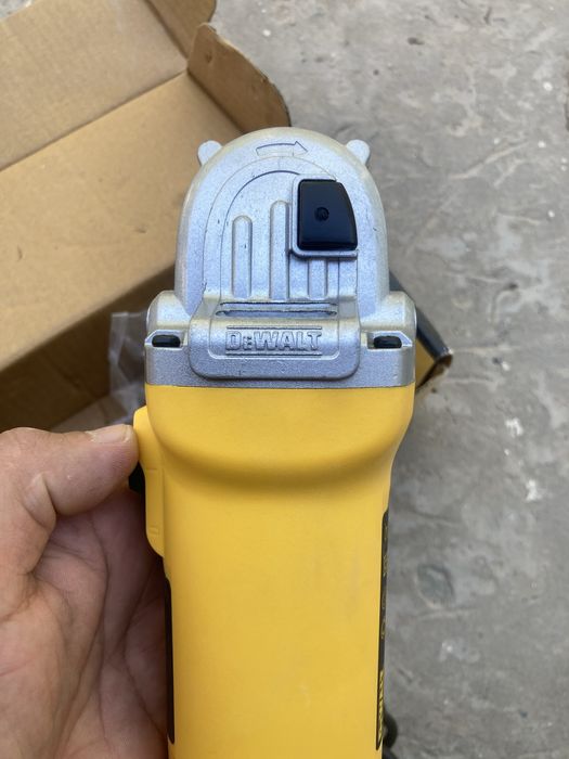 DeWALT Балгарка  д125 оригинал