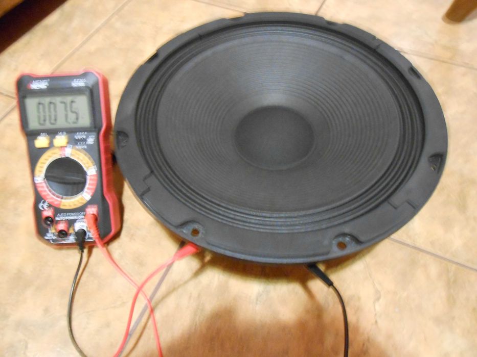 difuzoare de 12 toli/350w pt jucarii pt copii ca Mackie,Behringer