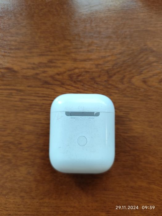 Чехол для наушников от Айфона