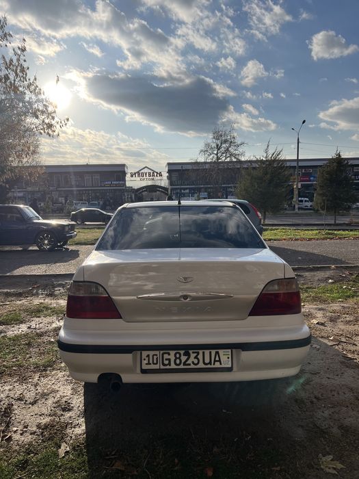 Продаётся нексия 1