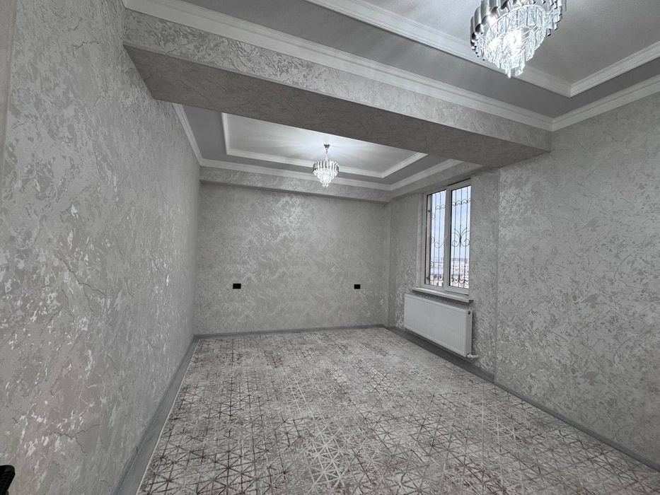 Сдается 3х комнатная квартира на 8этаже 7мкр 300$