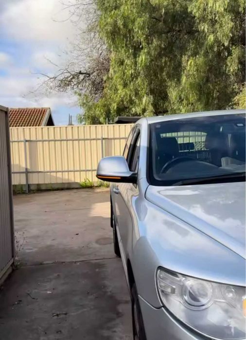 Динамични бягащи мигачи за огледалата за Volkswagen Touareg Туарег vw