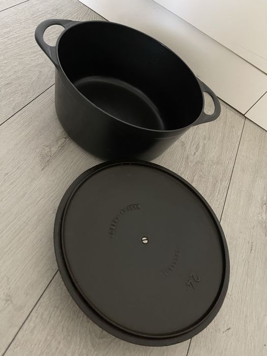 Oala fonta Cousances/ Le Creuset 24