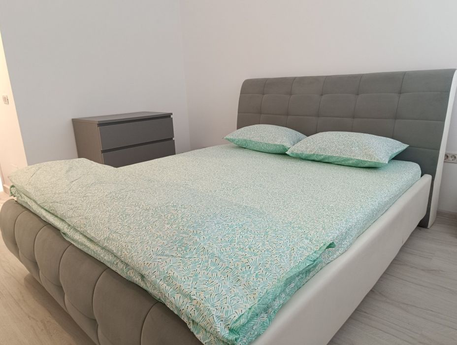 Închiriez regim hotelier