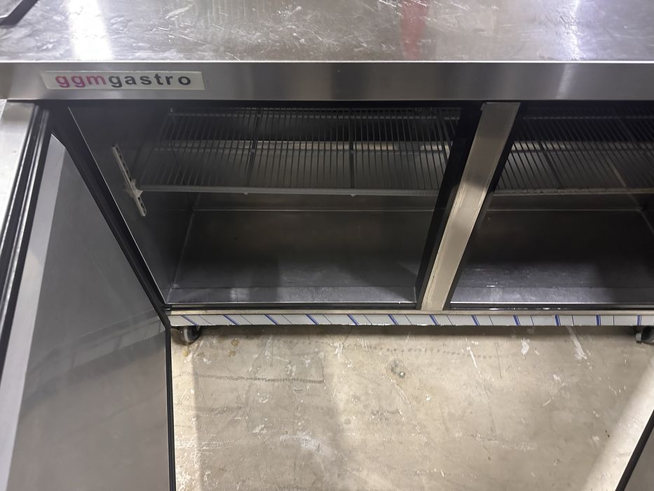 Хладилна маса