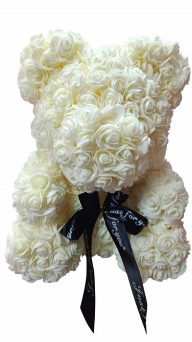 Мече от рози, 25см с подаръчна кутия в 3 цвята