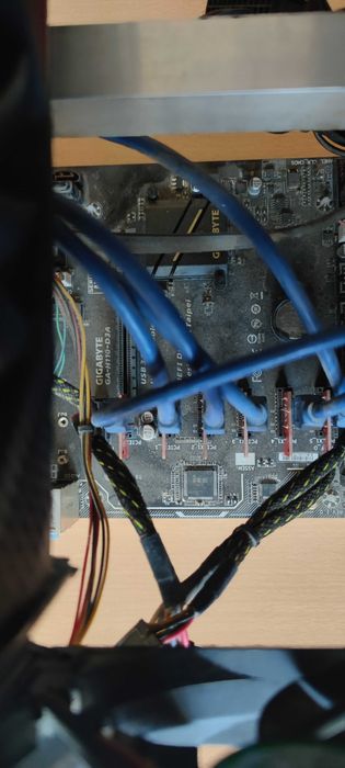 МАЙНИНГ РИГ 6x XFX RX 580 8GB 330 – 370 MH/s Ergo[ERG] и други — Пълен Комплект Тестван напълно работещ