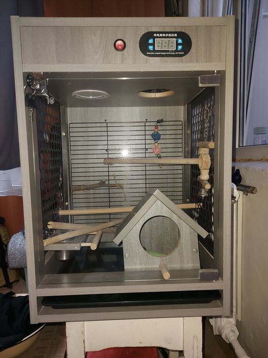 Клетка для попугаев