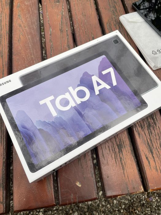 Vand URGENT  Tableta Samsung Tab A7 NEFOLOSITA