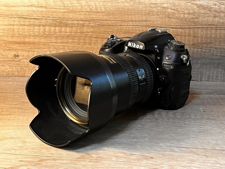 Nikon D7000 + Nikor 17-55, F2.8