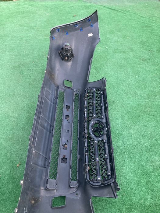 Предна броня за тойота рав4/Toyota Rav4 06-08г