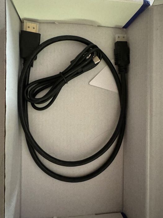 Продаю портативную игровую приставку ретро-игр Project X.