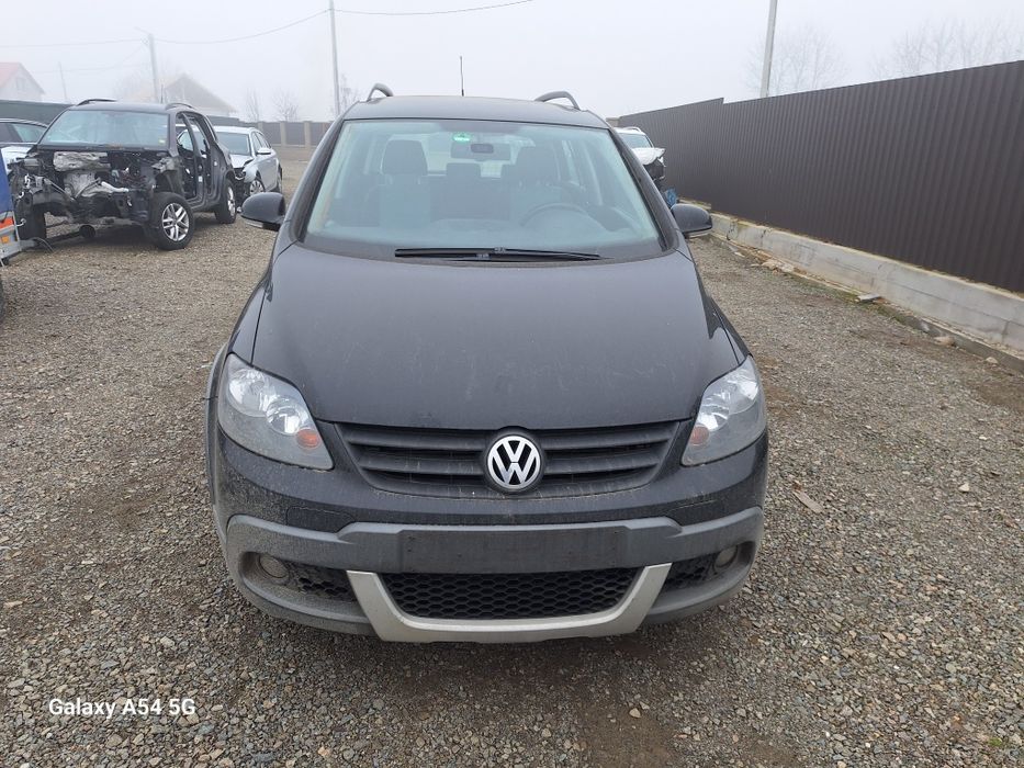 Dezmembrez VW Golf 5 Plus CROSS 1.4 tsi CAV  culoare LO41