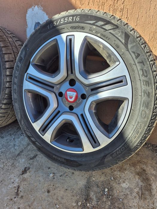 Jante 4x100 r16 cu cauciucuri de iarnă