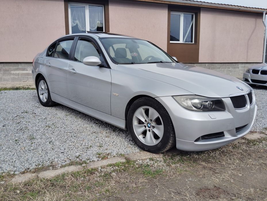 BMW Seria 3 (E90) Diesel - cutie automata - întreținută - acte Italia