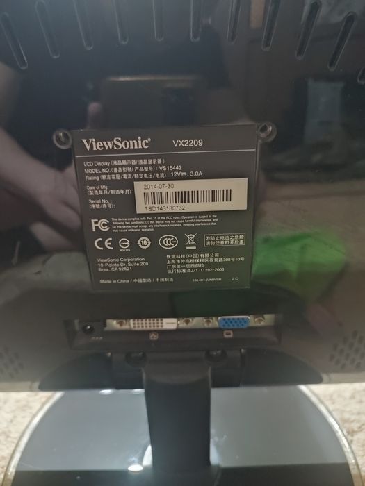 Мониторы 2 штуки