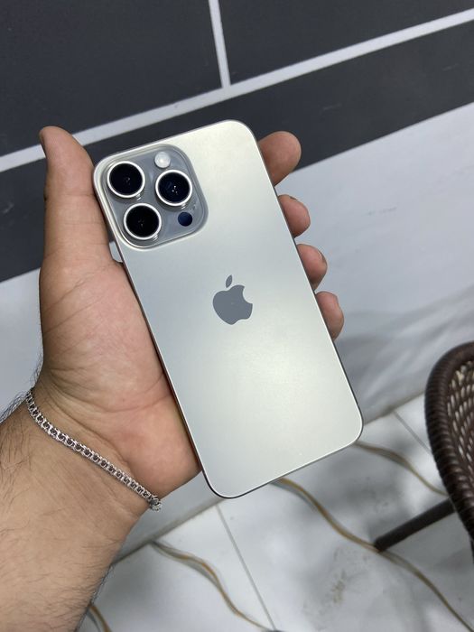 IPHONE 15 PRO MAX 256 gb