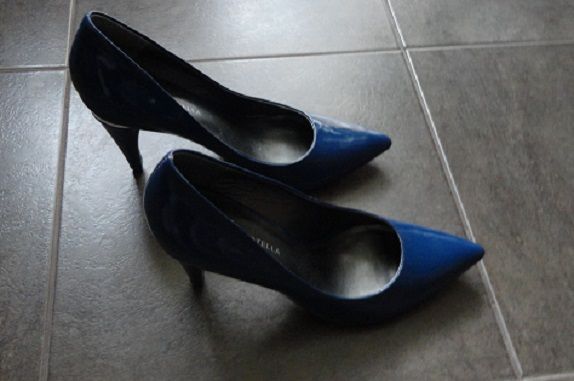 cascade together election Pantofi eleganti Roberto Botella din piele lacuita marimea 39 Craiova •  OLX.ro
